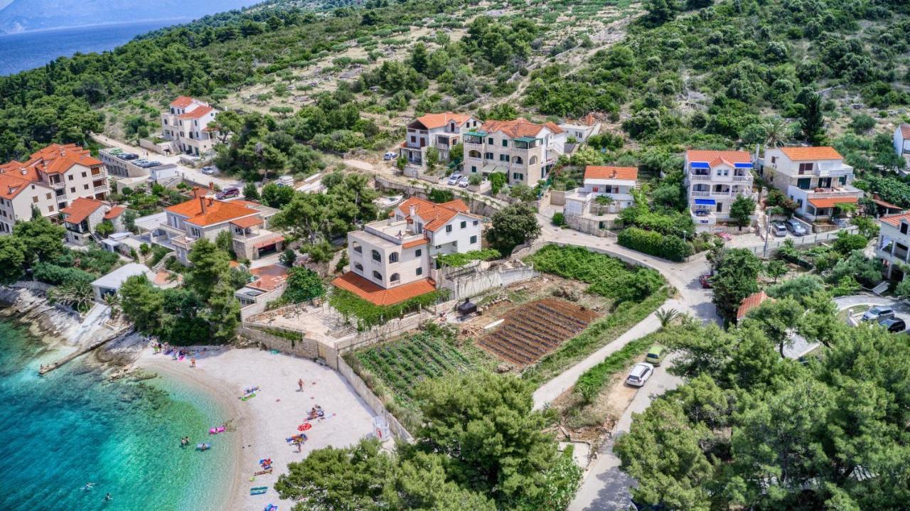 Apartments Ivo Постира Экстерьер фото