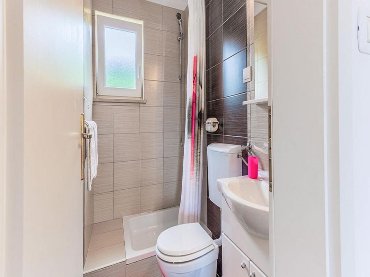 Apartments Ivo Постира Экстерьер фото