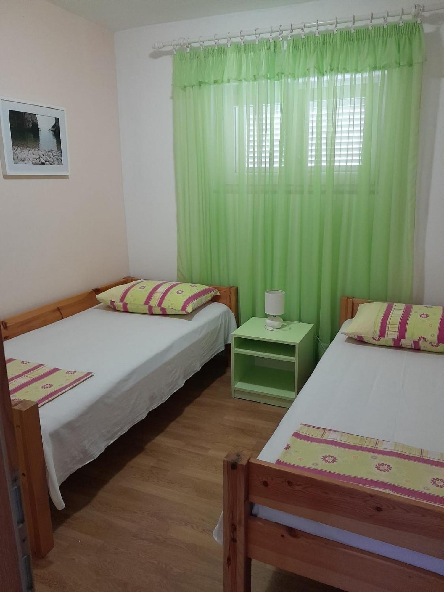 Apartments Ivo Постира Экстерьер фото